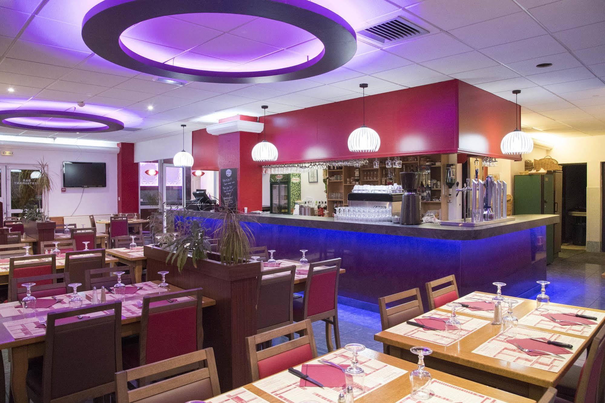 Hotel Restaurant Kyriad Direct Dijon Nord - Zenith - Toison D'Or Eksteriør billede